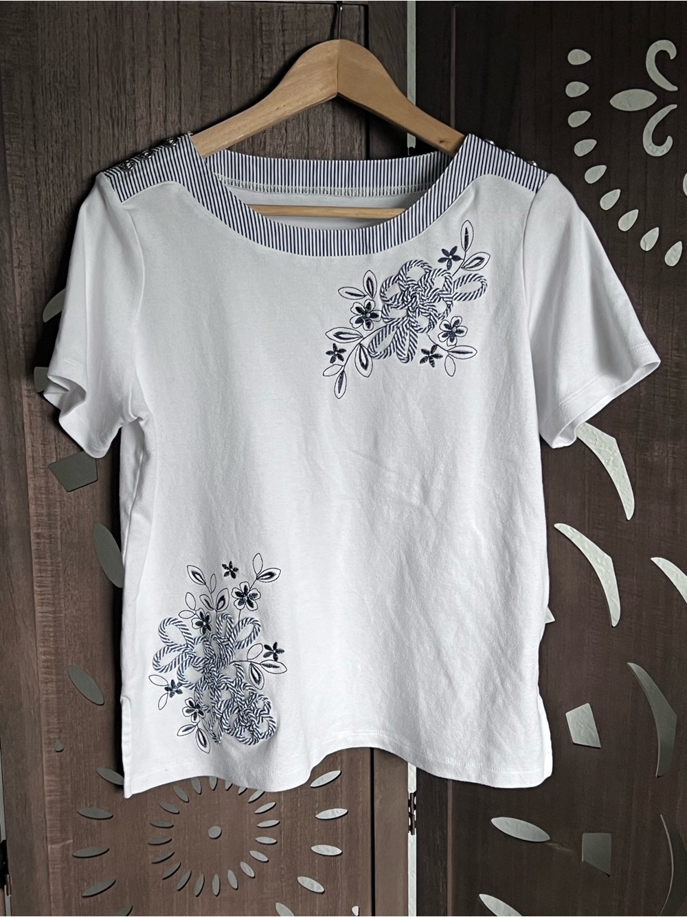 White Short-Sleeve Tee with Navy Floral Embroidery